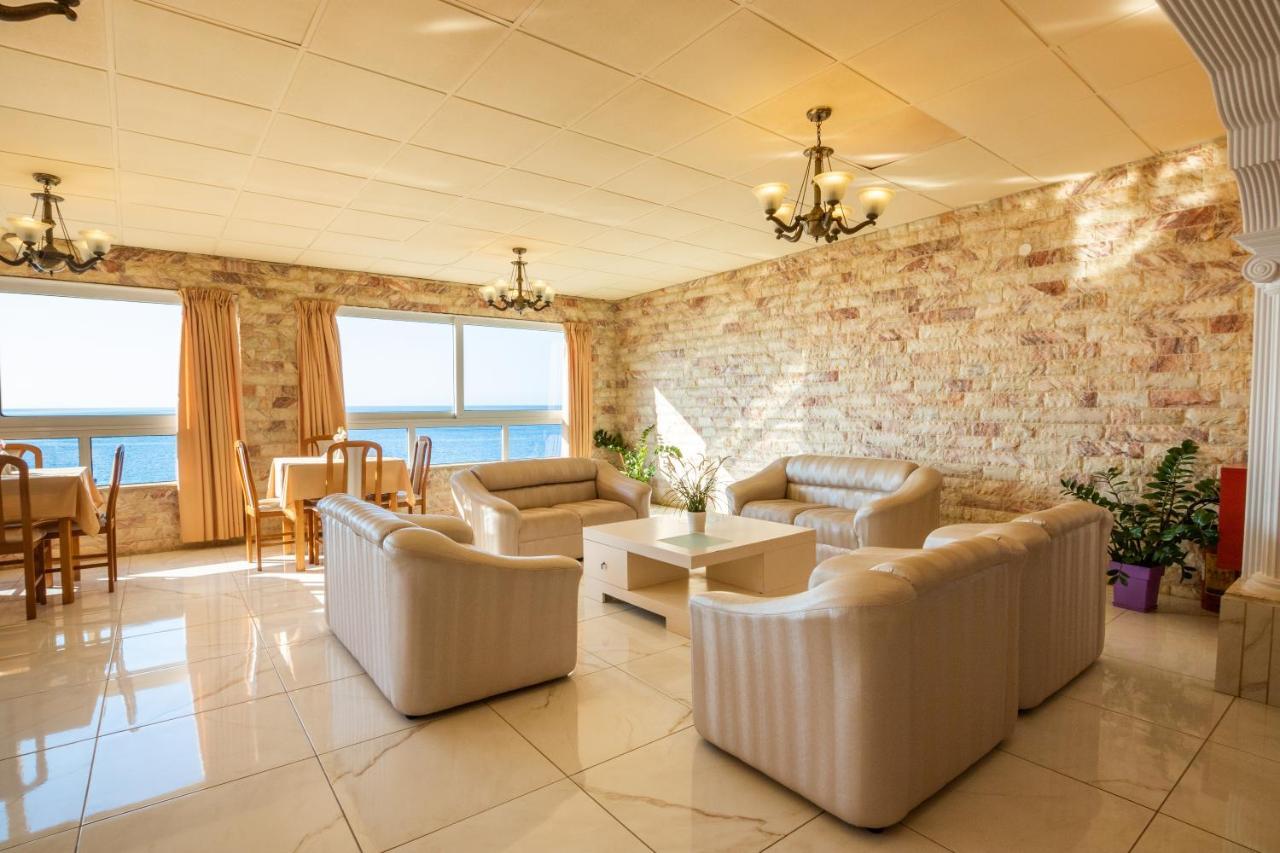 Castelia Bay Hotel Amoopi Eksteriør billede